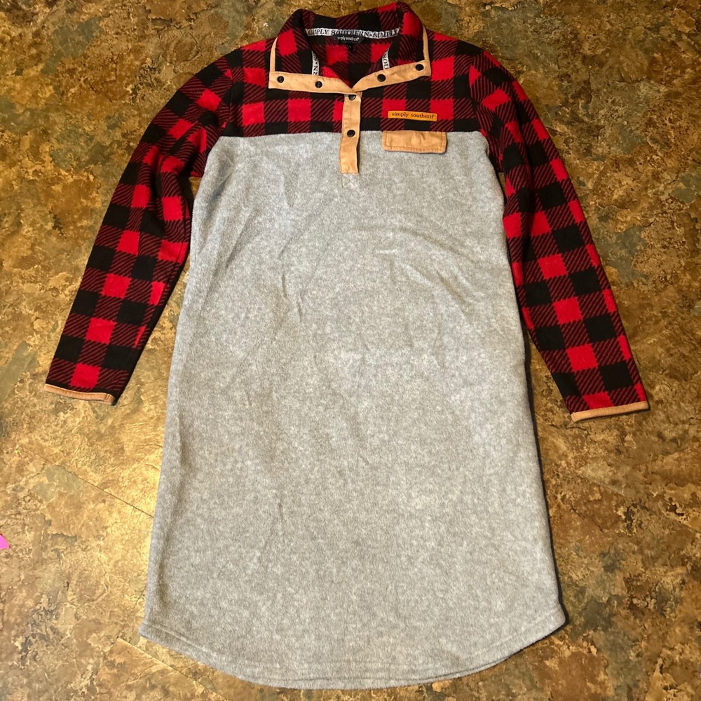 Simply Southern Fleece Nightgown Womens Size Small Res Plaid Gray Pajamas Pjs